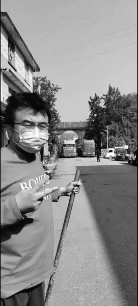 劫后余生的李亮希望通过现身说法,能让更多人警醒 受访者供图